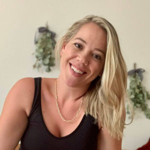 Meet your Posher, Casey